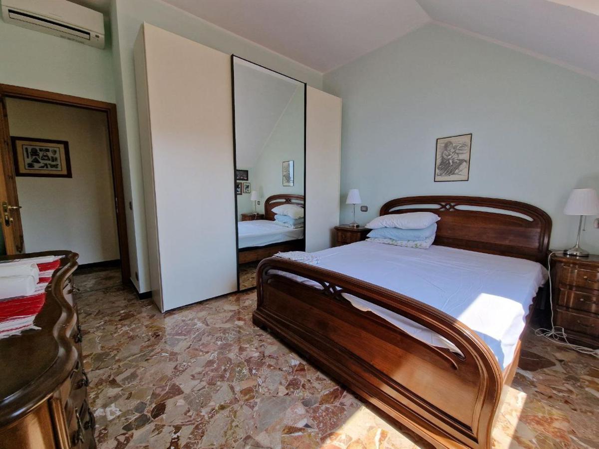 Attico Sturla Mare Apartamento